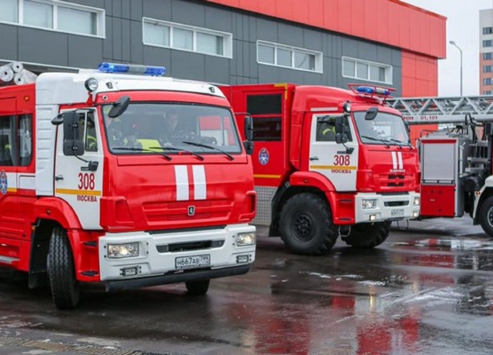 Пожарные и спасатели столицы призывают к соблюдению правил пожарной безопасности