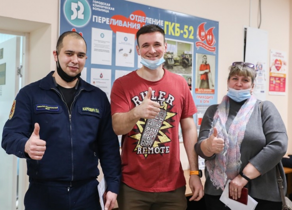 Пожарные и спасатели столицы стали участниками донорской акции