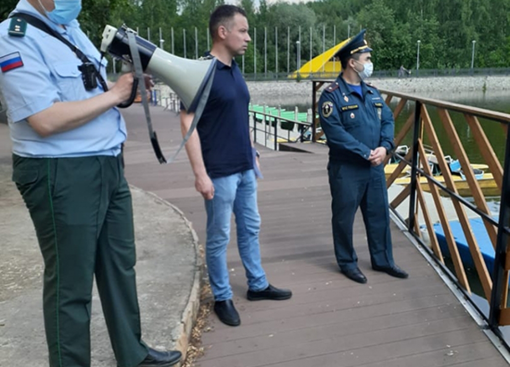 Патрулирование водоемов ЮЗАО  в целях обеспечения безопасности людей