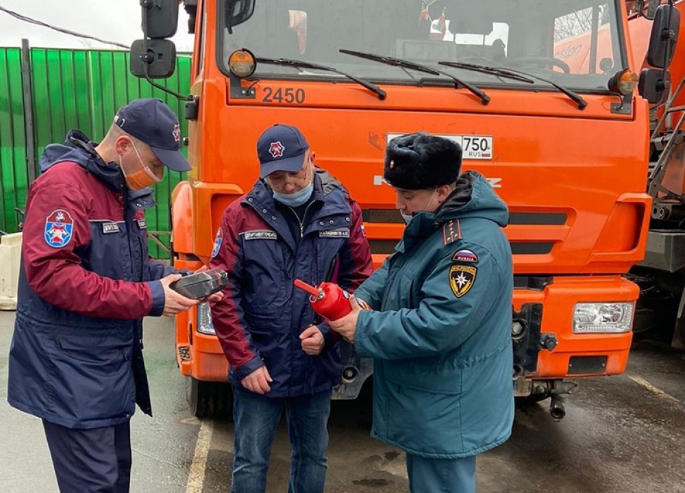 В Юго-Западном округе проверили пожарную безопасность  дорожно-уборочной техники