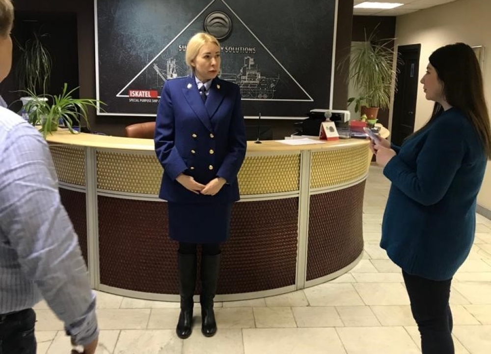Прокуратура ЮЗАО принимает меры к погашению многомиллионной задолженности по заработной плате