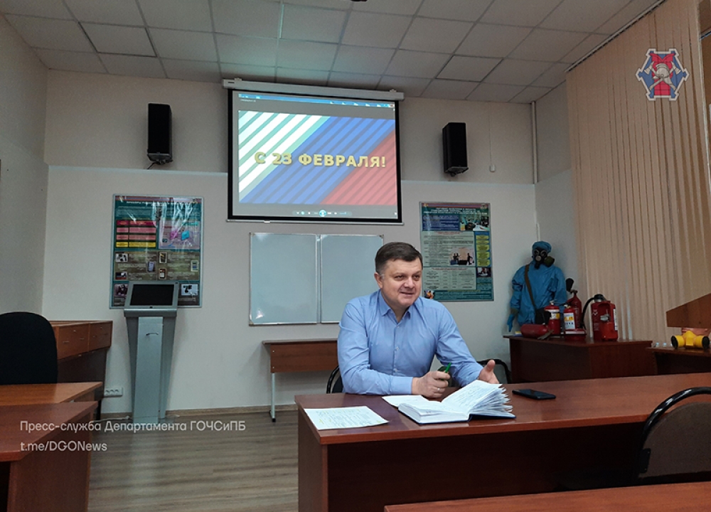 Поздравили с Днем защитника Отечества