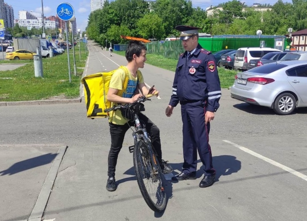 Во Всемирный День велосипеда на юго-западе столицы велосипедистов призвали соблюдать...