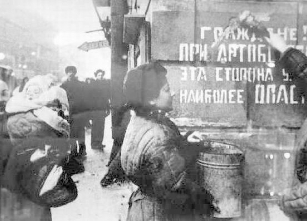 Блокада Ленинграда: подвиг пожарных города на Неве приблизил День освобождения