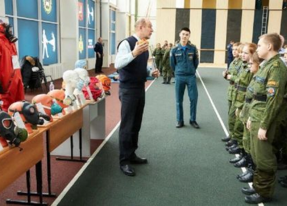 Более 14 тысяч специалистов по пожарной безопасности и чрезвычайным ситуациям...
